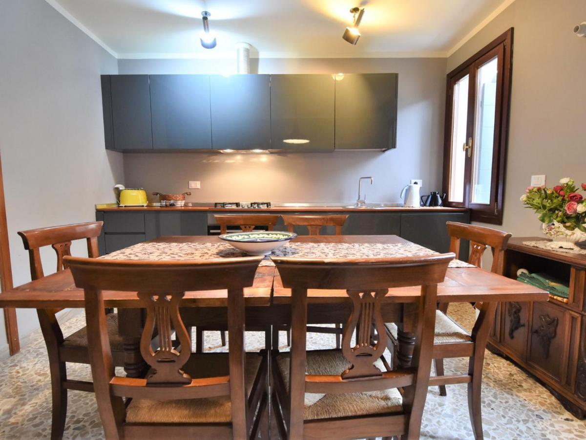 Apartment Casa San Vio By Interhome Venice Luaran gambar